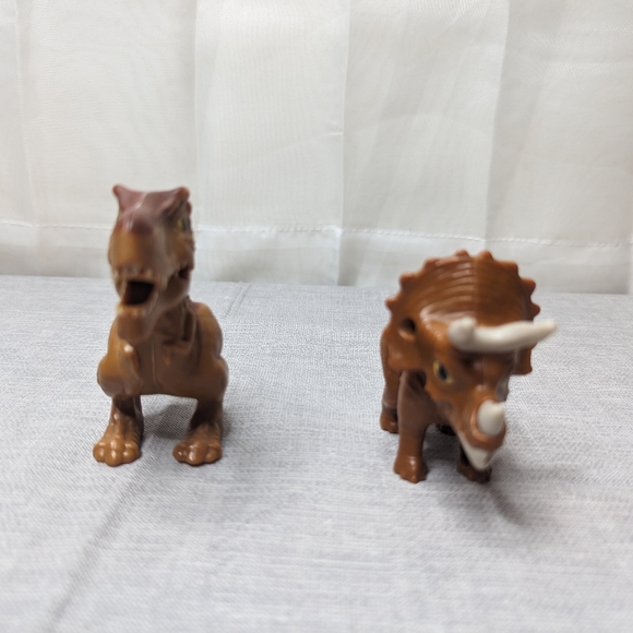 Jurassic Park Camp Toro Triceratops T Rex McDonalds Toy 2020 Dinosaurs Lot Of 2 - Picture 2 of 8